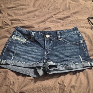 Ariya Jeans Women's Blue Denim Shorts